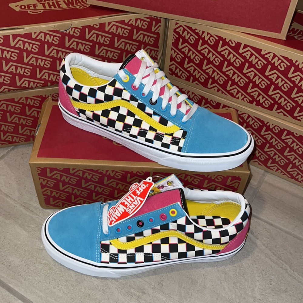 COPY - 🔥 VANS OLD SKOOL CRAZY CHECK SHOES NWT 🔥 - Picture 5 of 6